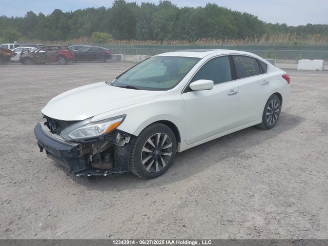 Nissan 2016 2016 1N4AL3AP0GN310595 Image 2