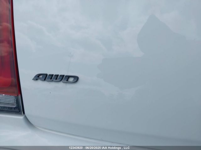 2C3CCASG1PH624646 Chrysler 300