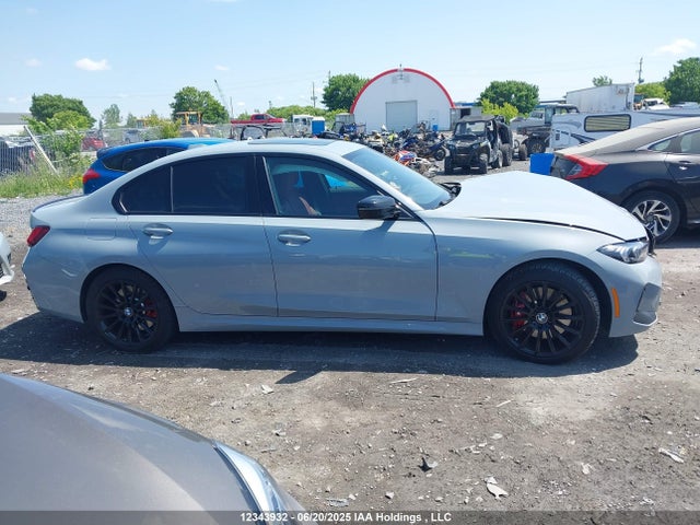 3MW89FF07R8E00902 BMW 330I