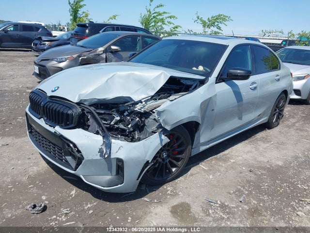 3MW89FF07R8E00902 BMW 330I
