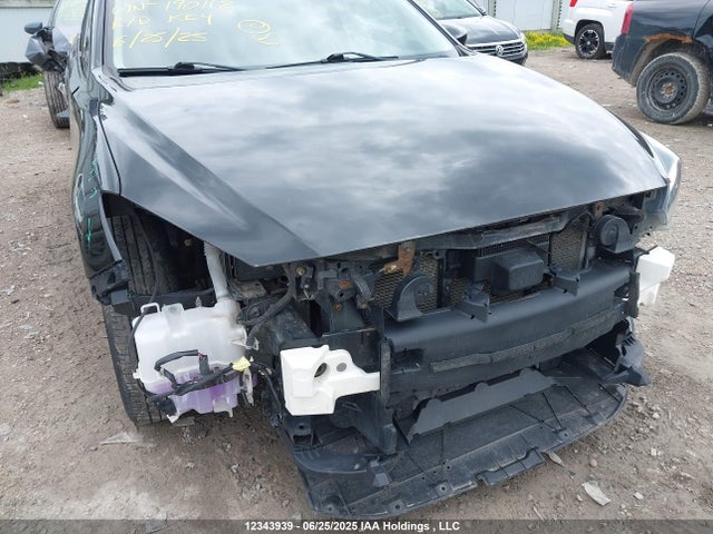 JM1BN1U70J1190112 Mazda pe