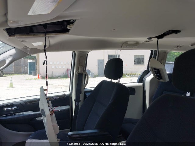 2C4RDGBG7ER414971 Dodge Grand Caravan