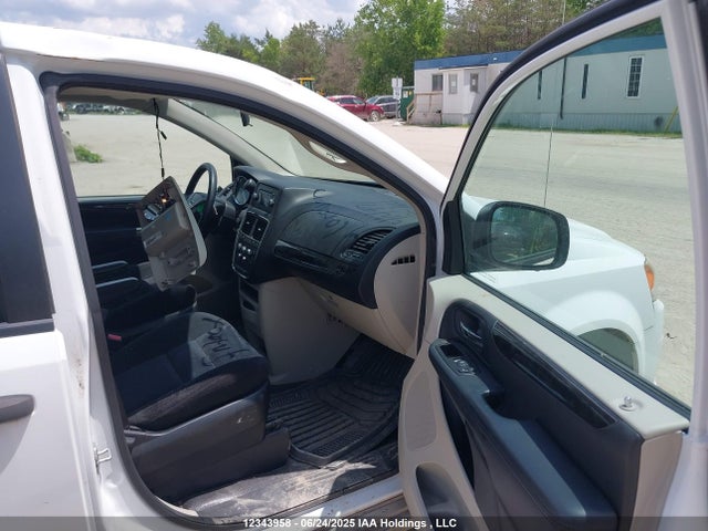2C4RDGBG7ER414971 Dodge Grand Caravan