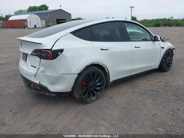 Tesla Model Y 2022 7SAYGDEF8NF326014 Image 4