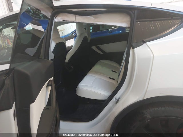 Tesla Model Y 2022 7SAYGDEF8NF326014 Image 8