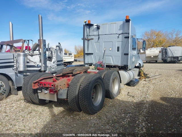 3HSDJAPR9EN041127 International Cummins Signature 600, Isx, Ahd