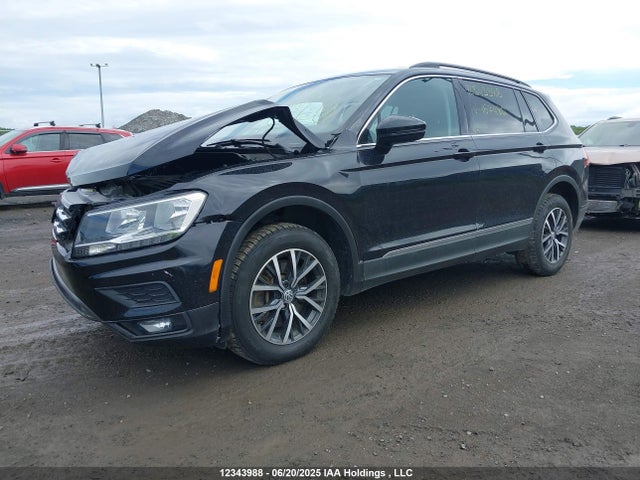 3VV2B7AX3LM167480 Volkswagen Tiguan