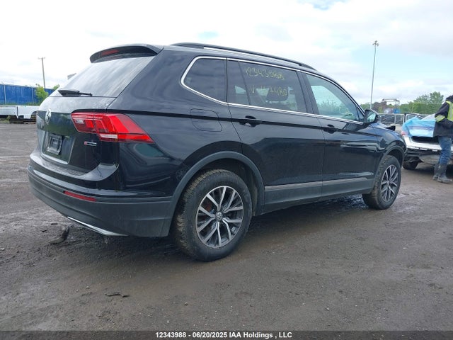 3VV2B7AX3LM167480 Volkswagen Tiguan