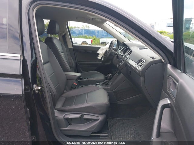 3VV2B7AX3LM167480 Volkswagen Tiguan