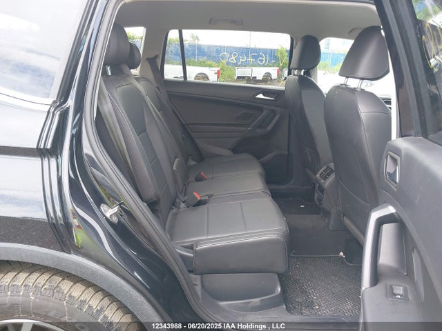 3VV2B7AX3LM167480 Volkswagen Tiguan
