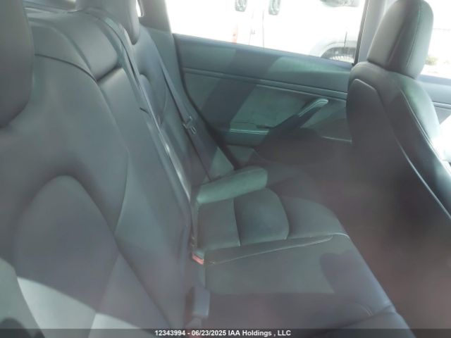 5YJ3E1EB3KF437543 Tesla 2019