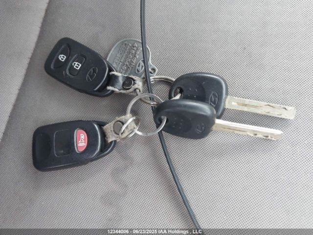 KM8JT3AF8EU864824 Hyundai gdi nu