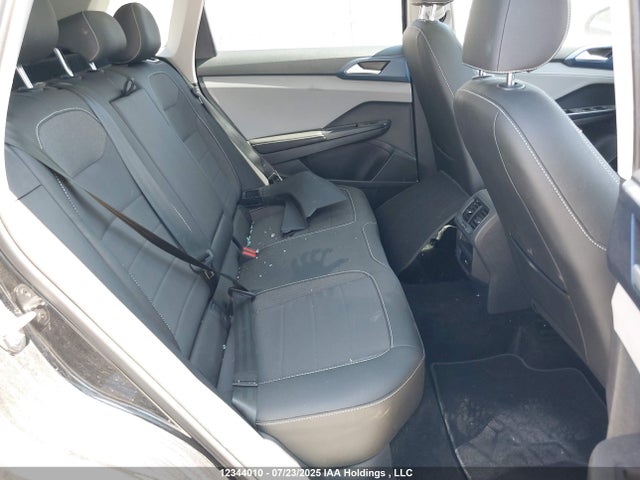 3VVEX7B2XRM011480 Volkswagen tsi