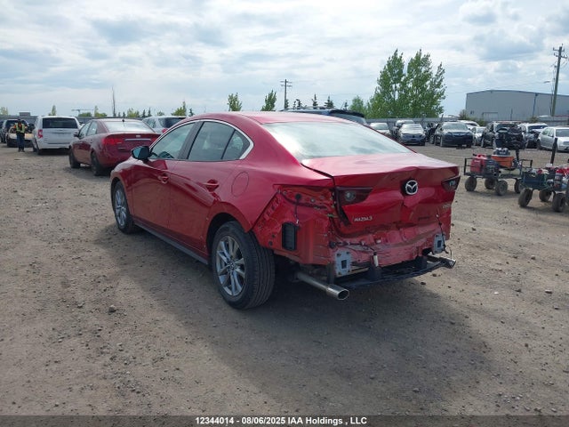 3MZBPAB7XPM366878 Mazda pe