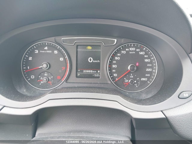 WA1JCCFS5JR024002 Audi Q3