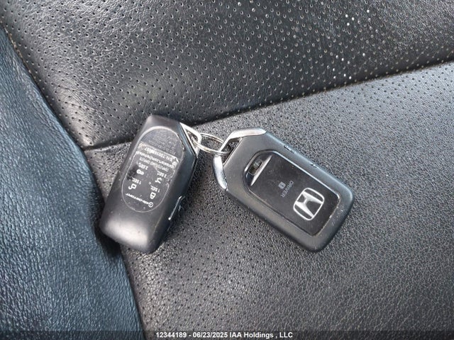 1HGCR3F84FA800886 Honda j35y1