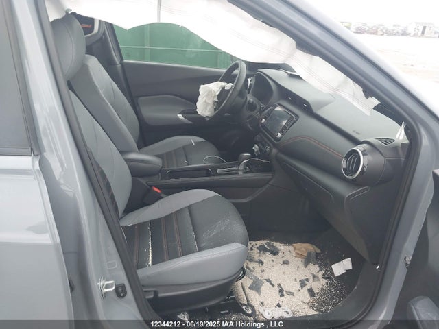3N1CP5DV8RL574621 Nissan 2024