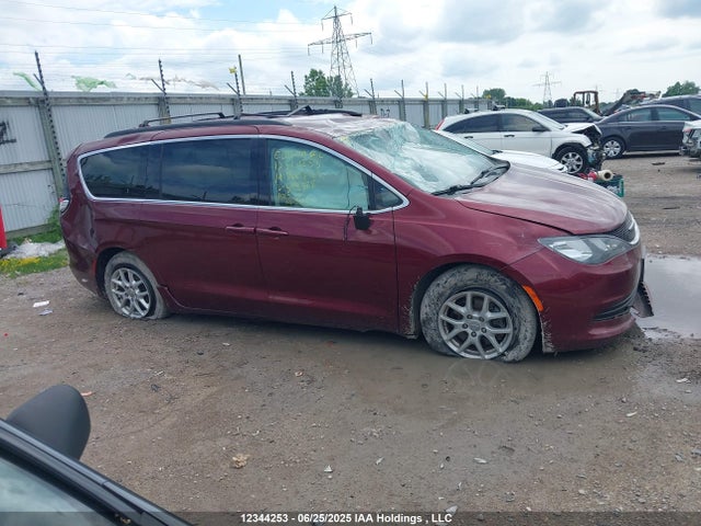 2C4RC1DG8KR598388 Chrysler Pacifica