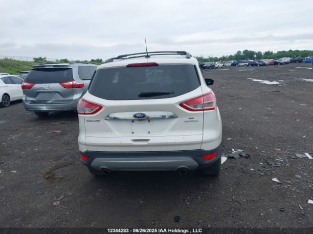 1FMCU0G95GUA00614 Ford 2016