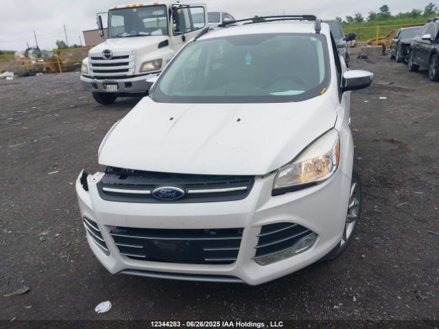 1FMCU0G95GUA00614 Ford 2016