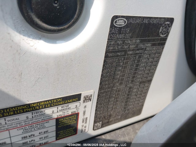 Land Rover aj20p 2019 SALYL2FX8KA204089 Image 9