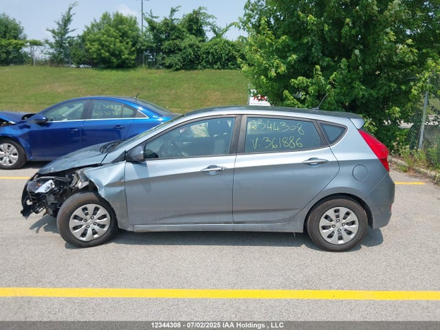 Hyundai 2017 2017 KMHCT5AE2HU361886 Image 14