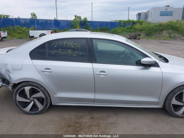 3VWDA7AJ2FM324827 Volkswagen Jetta