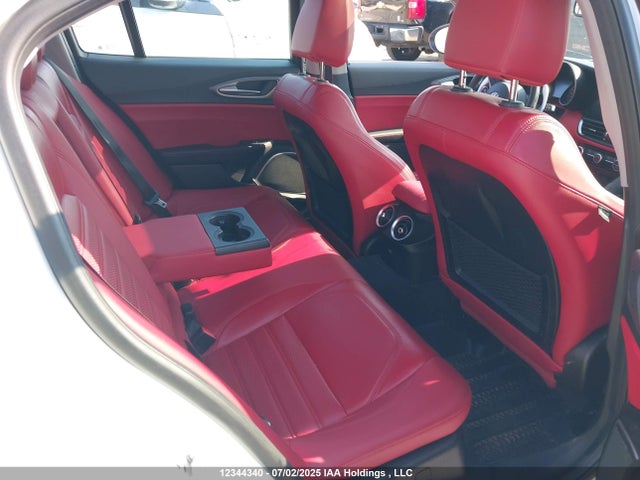 ZARFAEEN9J7580713 Alfa Romeo giulia (952)