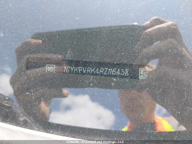 1GYKPVRK4RZ116438 Cadillac x0d + ec6