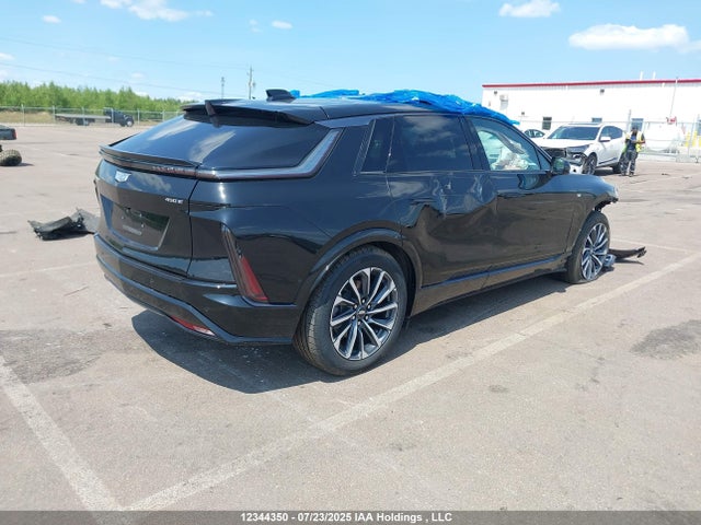 1GYKPVRK4RZ116438 Cadillac x0d + ec6