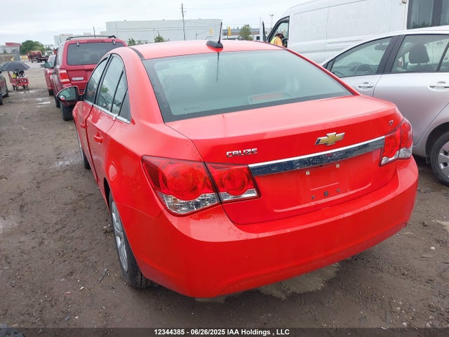 Chevrolet LUV 2015 1G1PC5SB5F7222883 Image 3