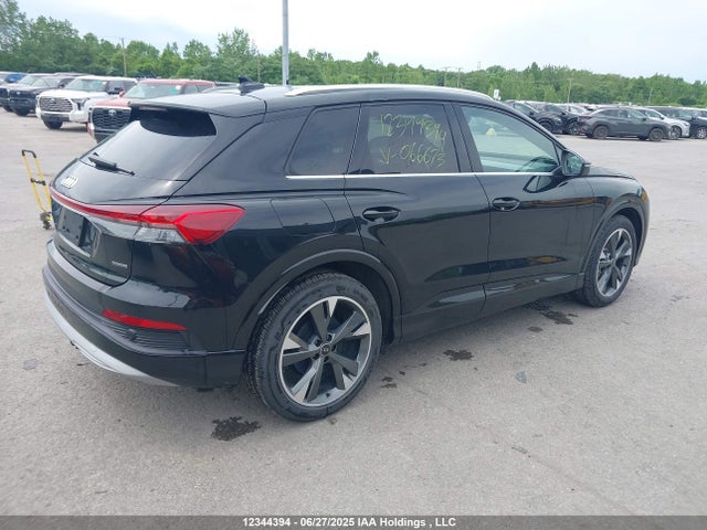 12344394 :رقم المزاد ، WA1GUAFZ9RP066673 vin ، 2024 Audi Q4 E-tron مزاد بيع