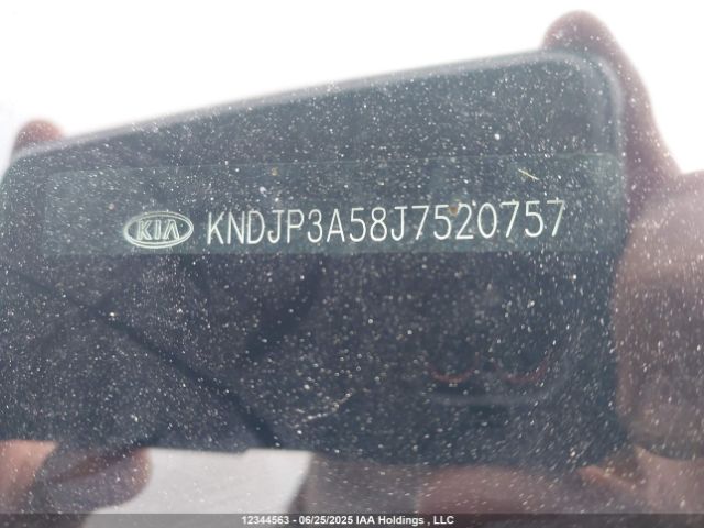 KNDJP3A58J7520757 KIA g