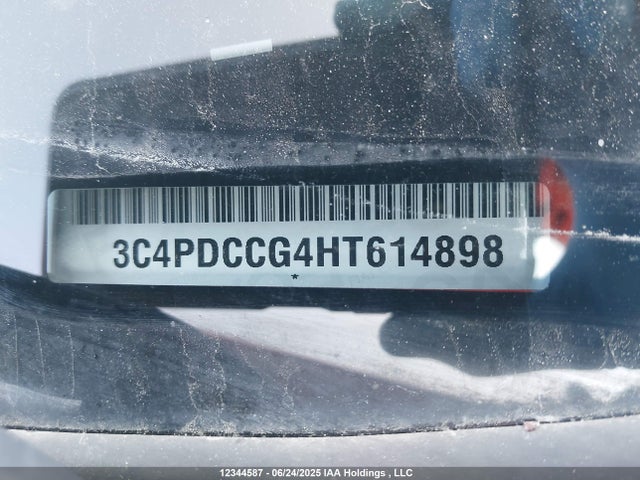 3C4PDCCG4HT614898 Dodge 2017