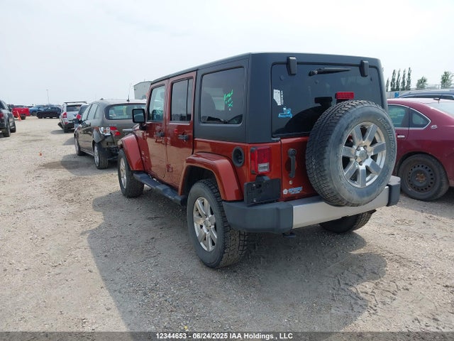 1C4BJWEG4EL285547 Jeep Wrangler