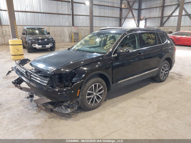 3VV2B7AXXJM118807 Volkswagen Tiguan