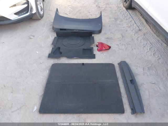 3GKALTEV9ML374539 GMC lyx