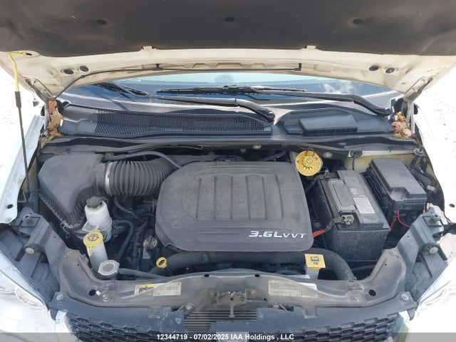 2C4RDGBG2GR401323 Dodge 2016