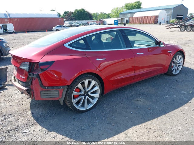 5YJ3E1EB3JF107819 Tesla MODEL 3