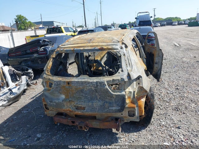 3C4NJDBB4HT631731 Jeep 2017