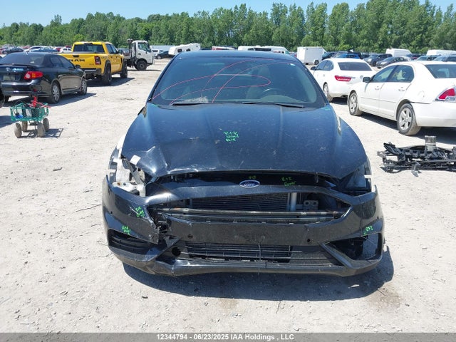 3FA6P0VP8JR282813 Ford 2018