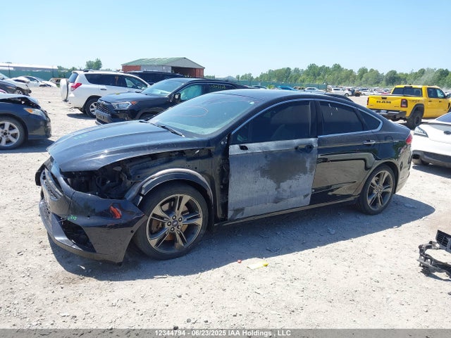 3FA6P0VP8JR282813 Ford 2018