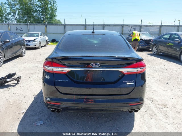 3FA6P0VP8JR282813 Ford 2018
