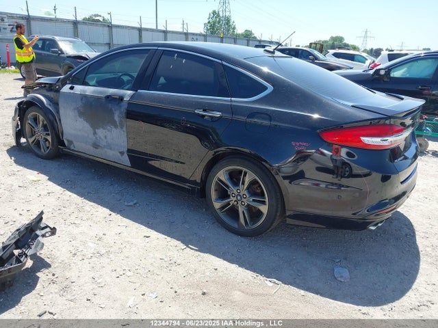 3FA6P0VP8JR282813 Ford 2018