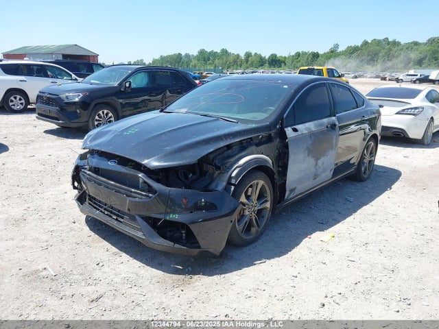 3FA6P0VP8JR282813 Ford 2018