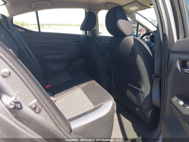 3N1CN8EV6PL813621 Nissan Versa