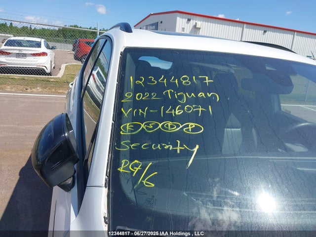 3VV8B7AX6NM146071 Volkswagen Tiguan