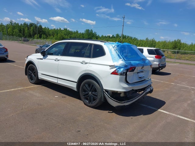 3VV8B7AX6NM146071 Volkswagen Tiguan