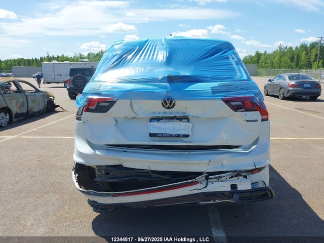 3VV8B7AX6NM146071 Volkswagen Tiguan