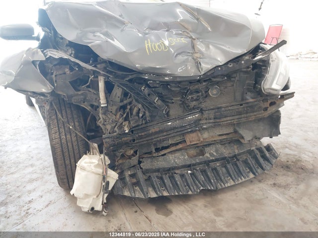 3N1AB7AP7GL667960 Nissan 2016